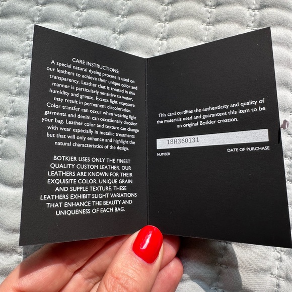 NWOT Botkier Leather Crossbody Cobble Hill Lilac combo. - Picture 9 of 9